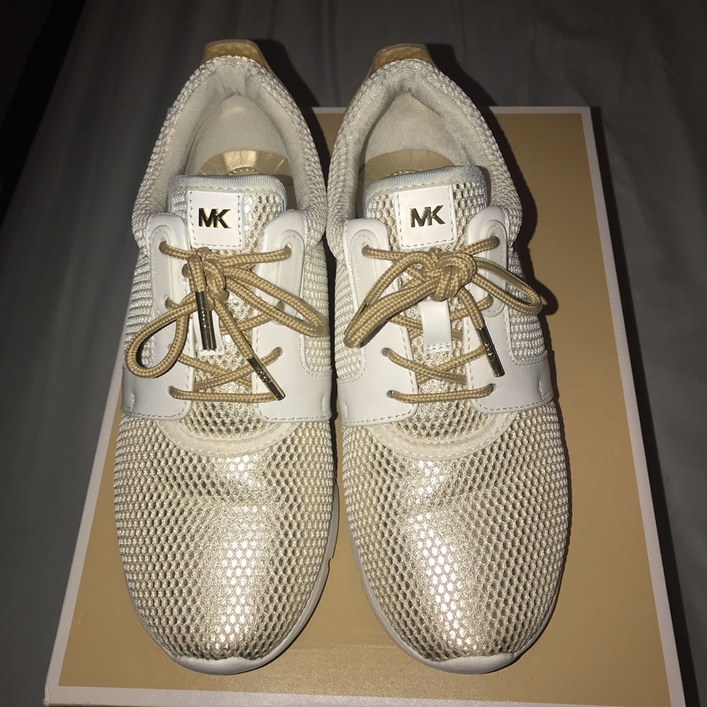 Lightly Used MK Amanda Trainer Sneakers size 6.5